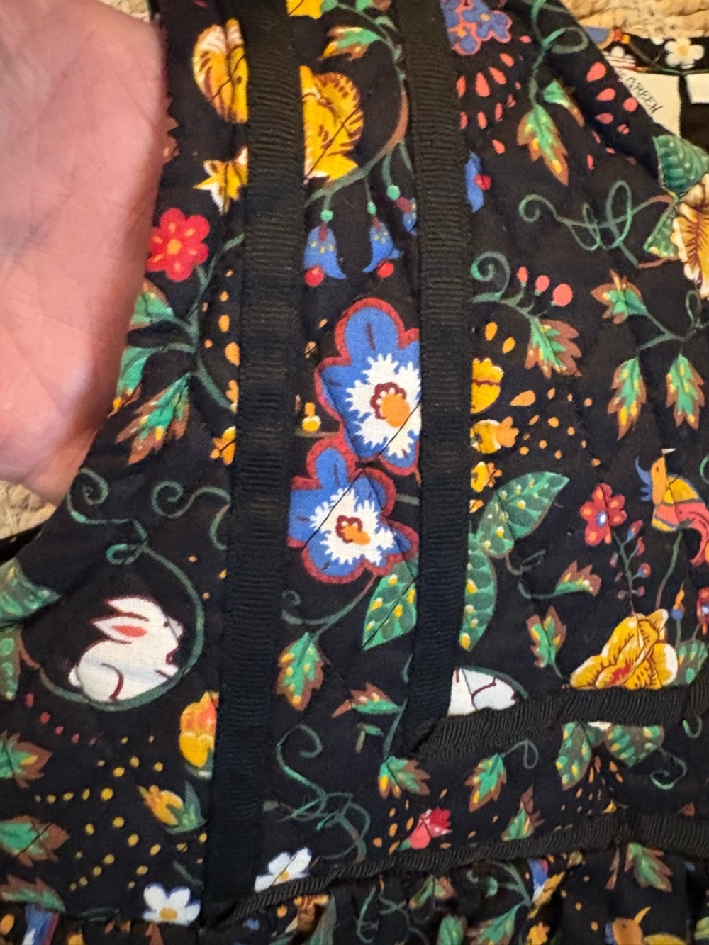 90’s Vera Bradley “Tavern on the Green” Vintage Inspired Floral Garden Motif - M - Picture 3 of 11